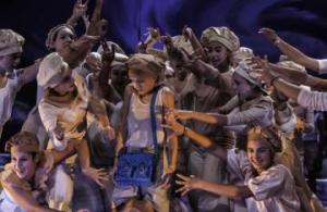 Pinocchio-sur-la-scene-de-l-Opera-Bastille_large