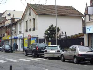 stationnement_genant_anatole_france_aulnay_1