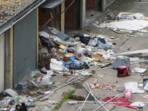 Boxes_Aulnay_Detritus