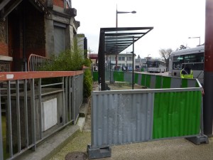 Abris_Bus_Gare_Aulnay