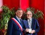 Le consul général de Pologne Andrzej Szydlo reçoit la médaille de la Ville d&rsquo;Aulnay-sous-Bois